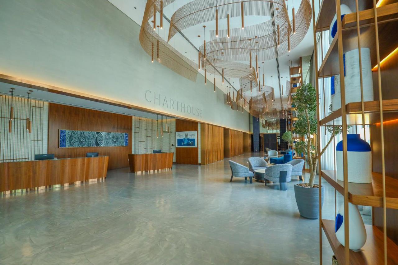 Hotel Charthouse Bahrain Manáma Exteriér fotografie The lobby of the hotel