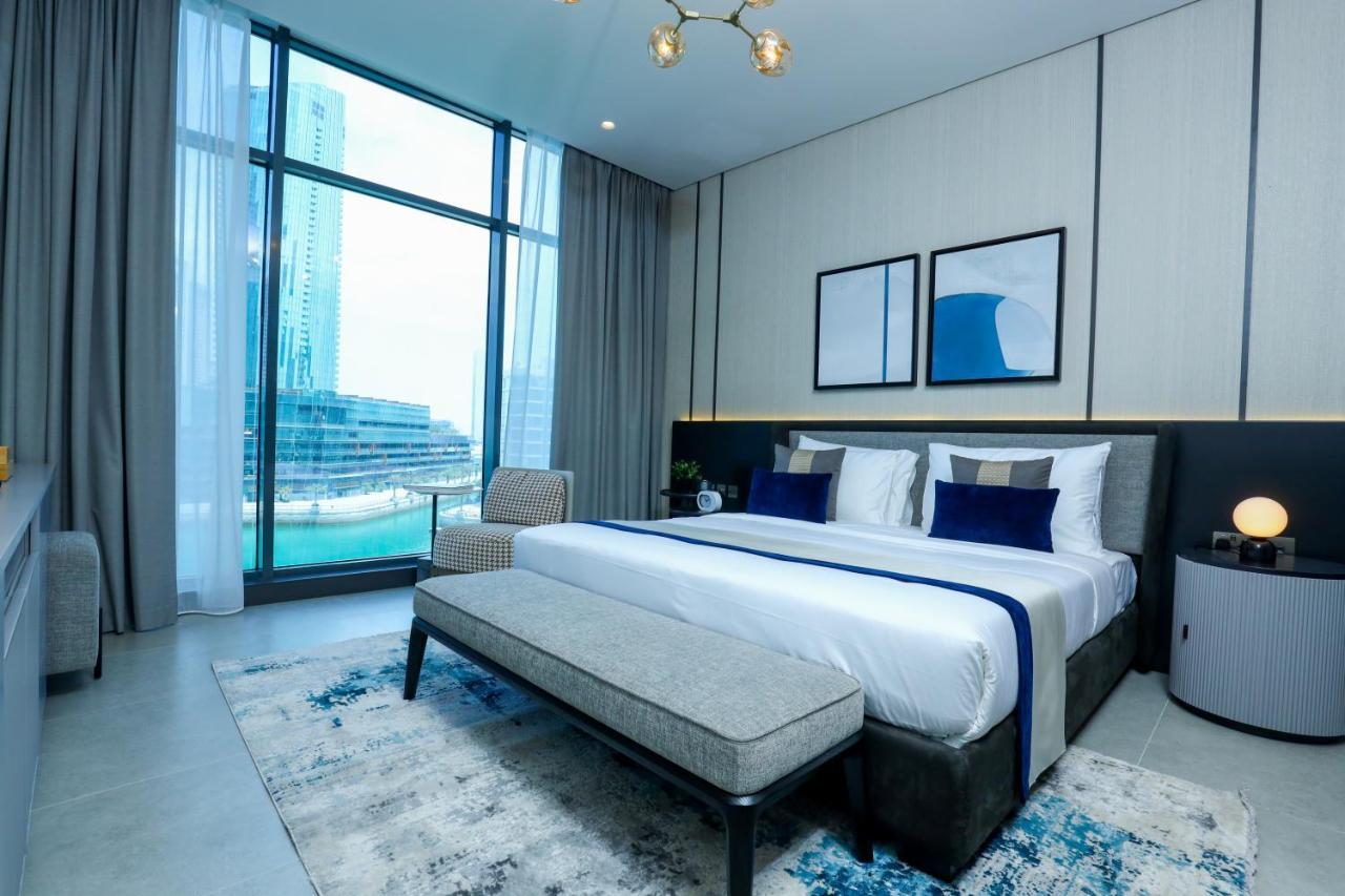 Hotel Charthouse Bahrain Manáma Exteriér fotografie A bedroom at the Address Downtown Hotel