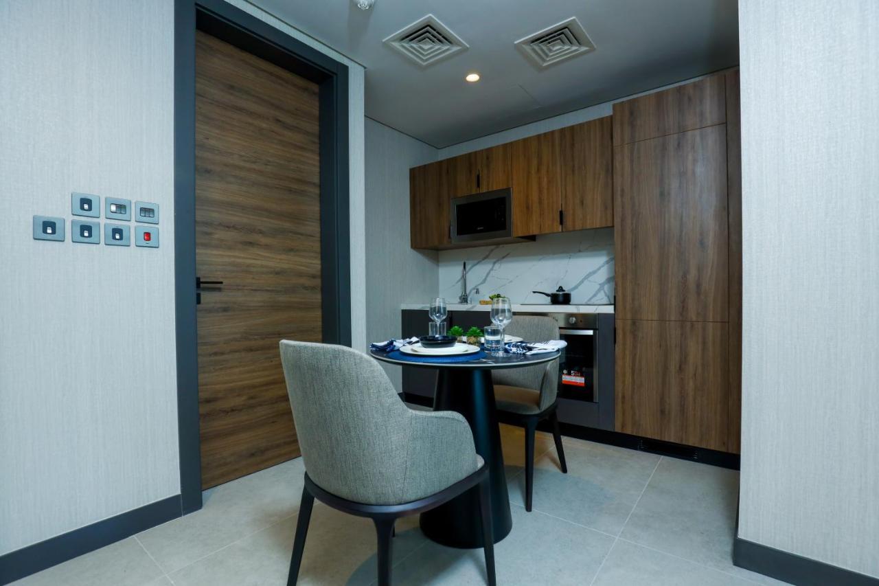 Hotel Charthouse Bahrain Manáma Exteriér fotografie Kitchenette